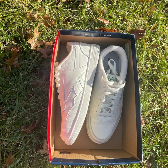 Reebok Club MEMT Green White Cream - Picture 2 of 7